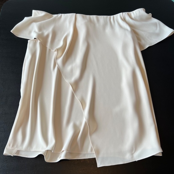 Halston Heritage off-the-shoulder asymmetrical drape front designer blouse - Picture 2 of 8